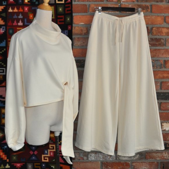 LIT Active Concept Soft Leisure Set 2 Piece Sweater, Wide Leg Pants Ivory M - Picture 1 of 10